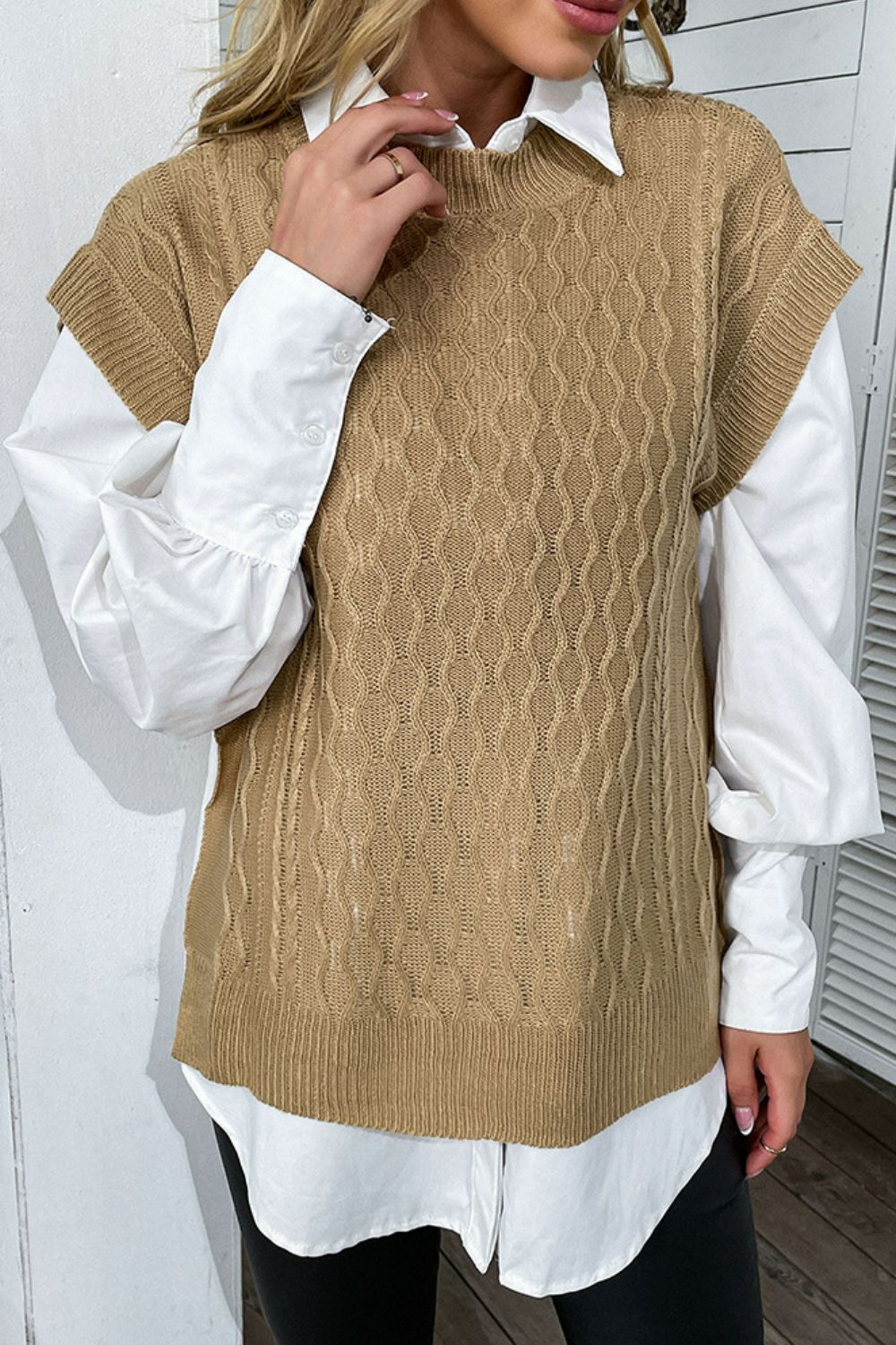 Mixed Knit Crewneck Slit Sweater Vest