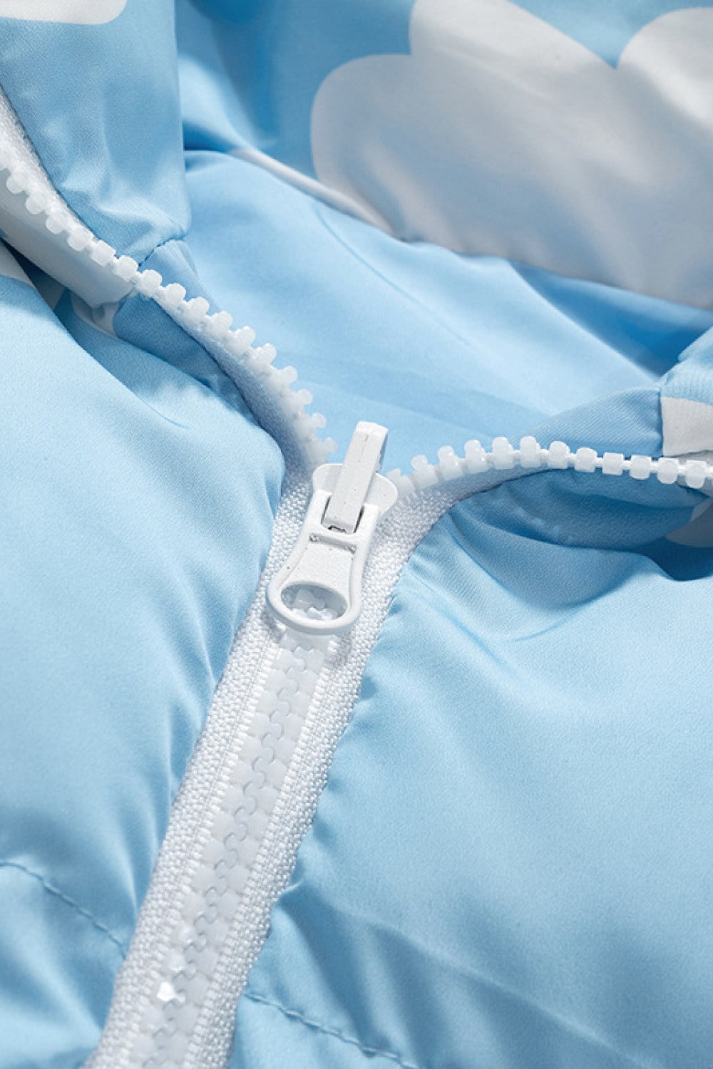 Cloud Print Drawstring Zip-Up Puffer Vest